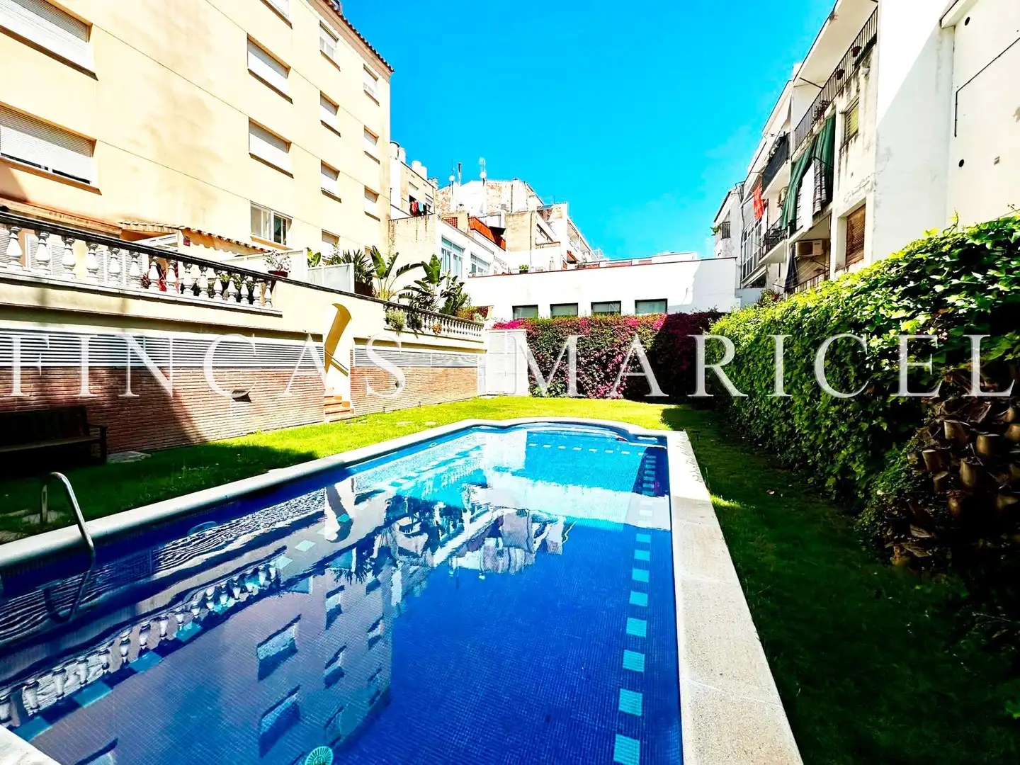 Pis amb piscina en venda a Centre, imagen 3