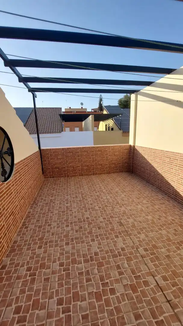 Terrassa de Casa o xalet en venda en Alcalá de Guadaira amb Aire condicionat i Terrassa