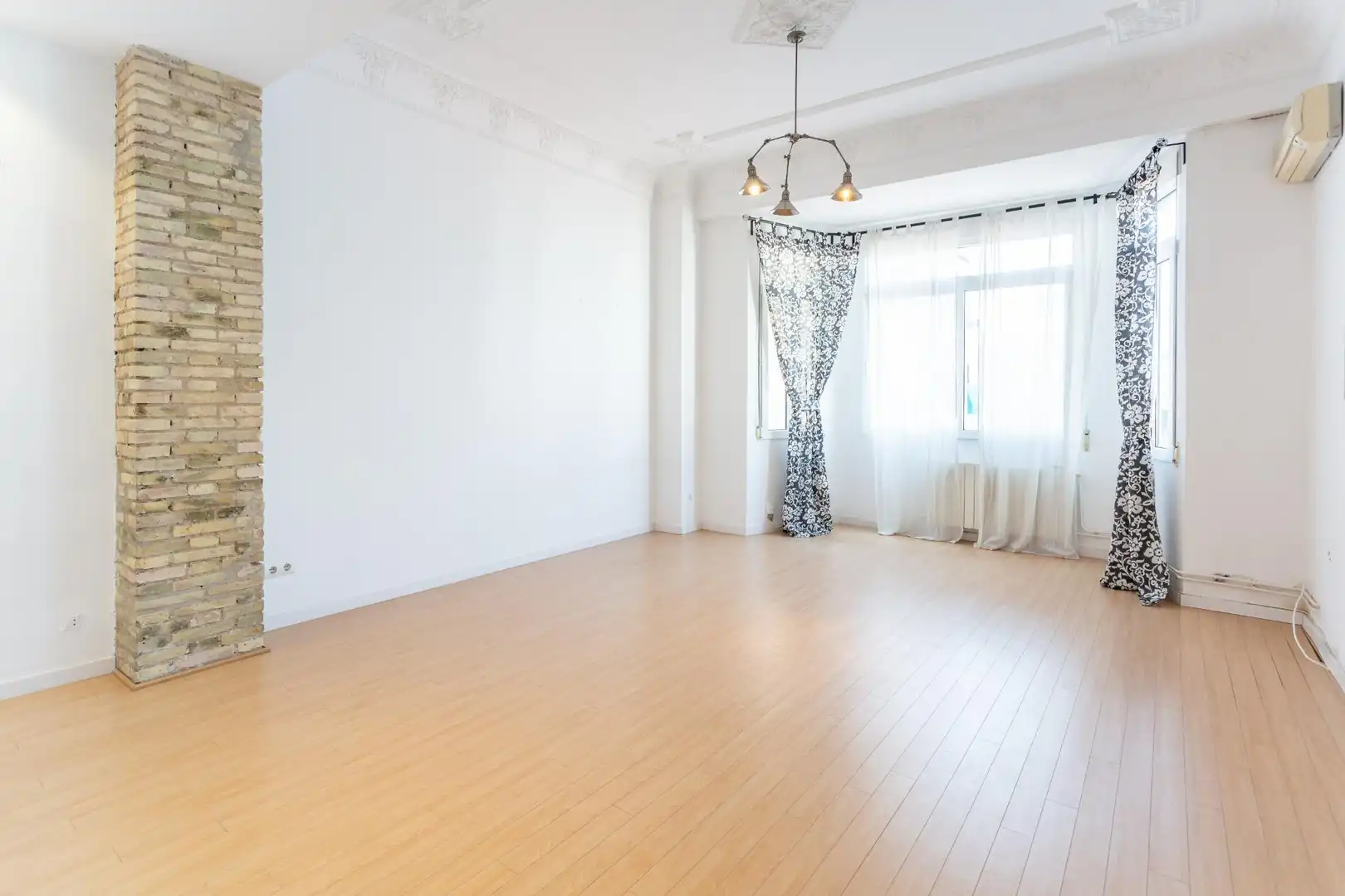 Flat for rent in Calle SALAMANCA, 20, Gran Via