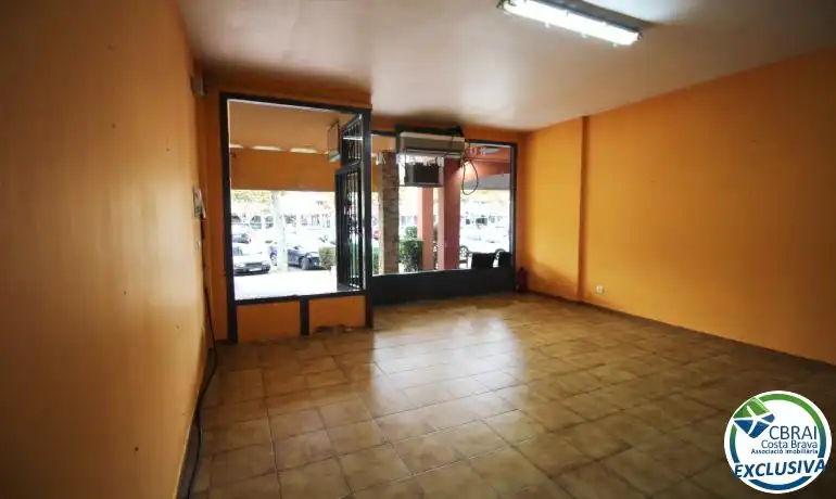Locale commerciale in vendita a Muga - Gran Reserva - Badia, imagen 5