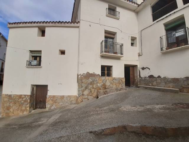 Casa-chalet en Venta en Calle Ancha en Préjano