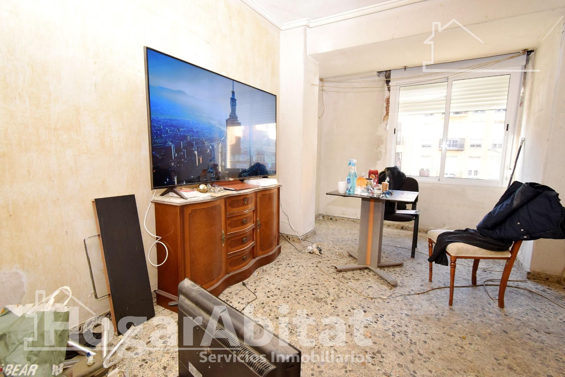 Sala de estar de Piso en venta en  Valencia Capital con Balcón