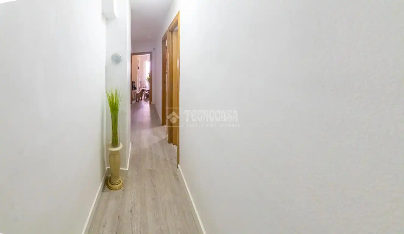 Piso en venta en Cunit con Parquet y Balcón