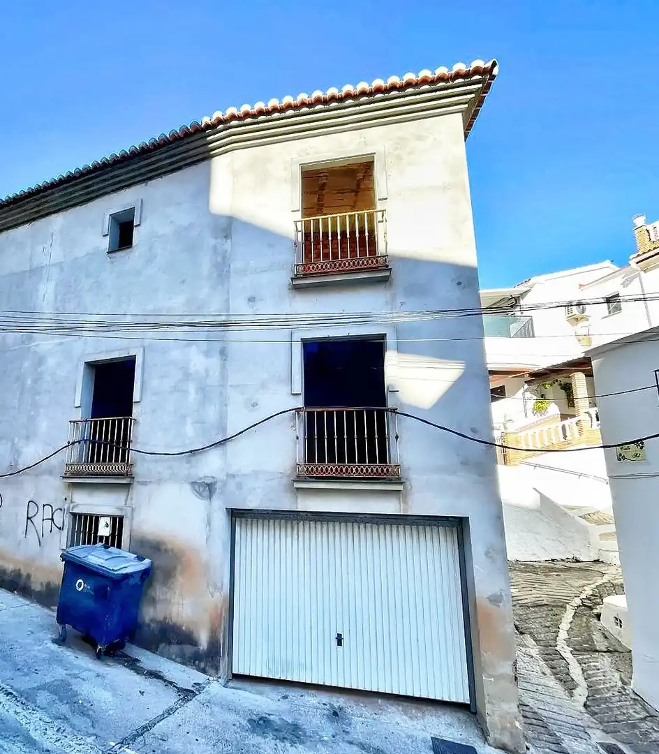 Vista exterior de Finca rústica en venda en Almáchar amb Traster