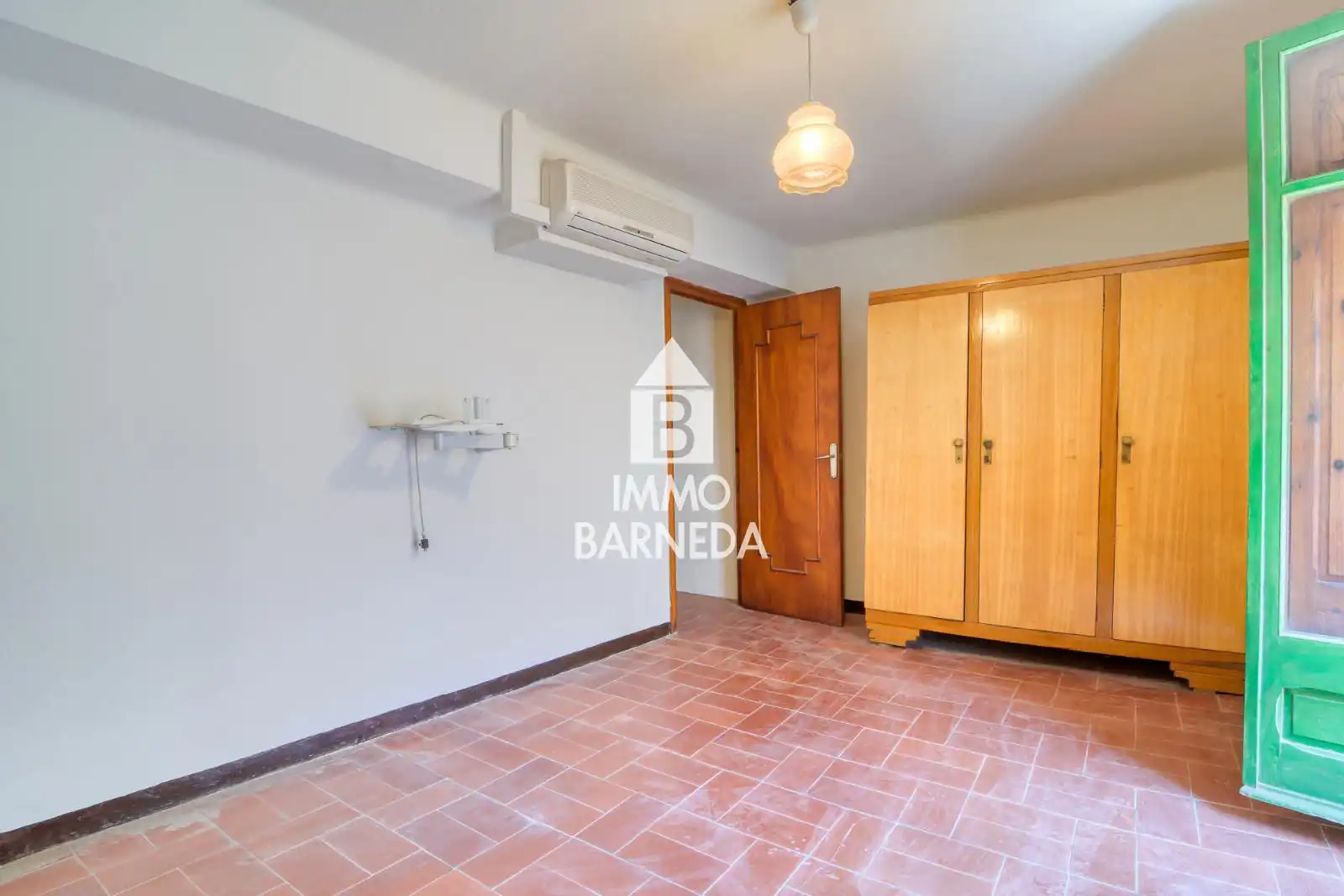 Casa o xalet en venda en Peralada amb Calefacció, Terrassa i Moblat