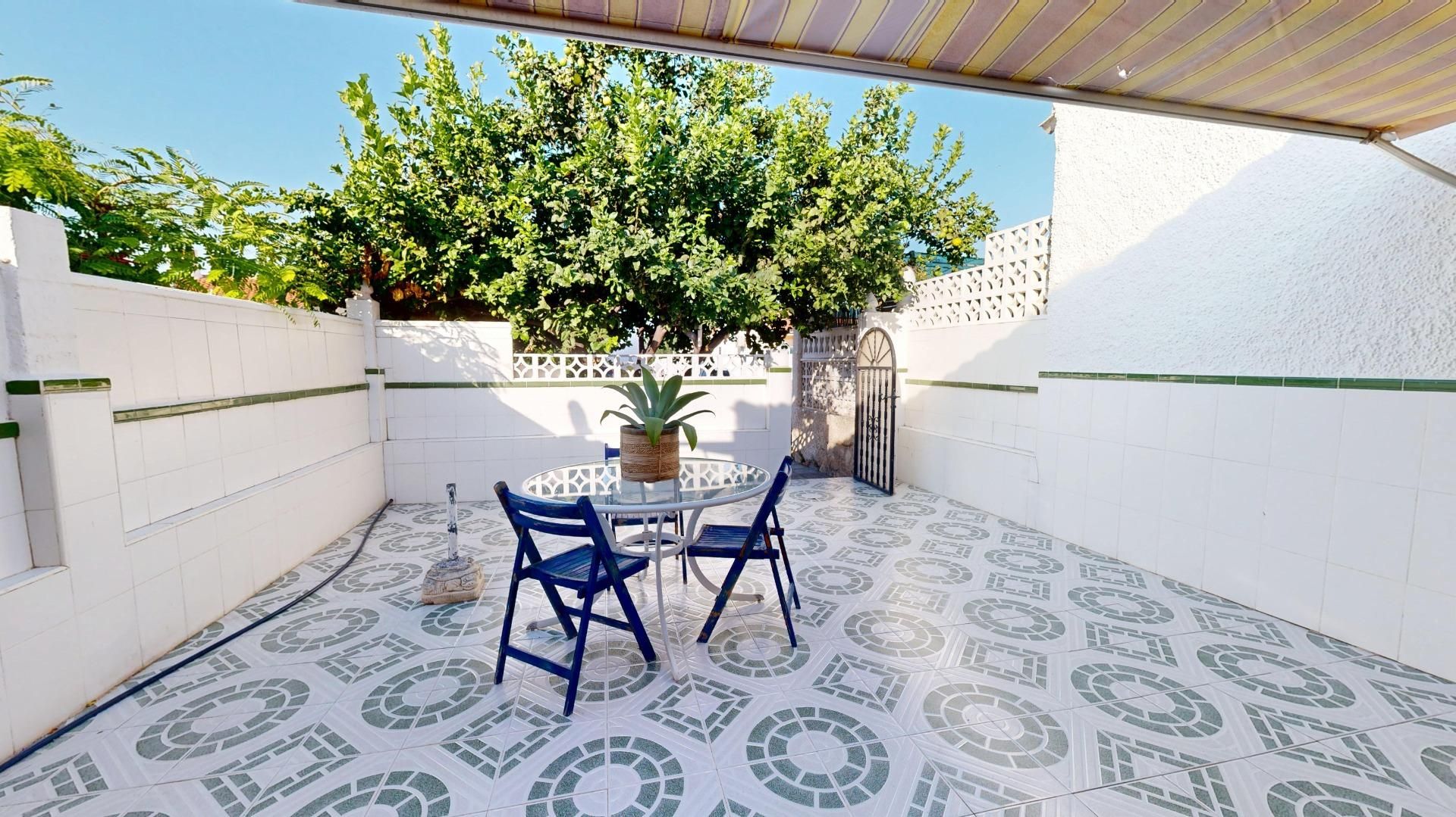 Terrassa de Casa adosada en venda en Torrevieja amb Terrassa