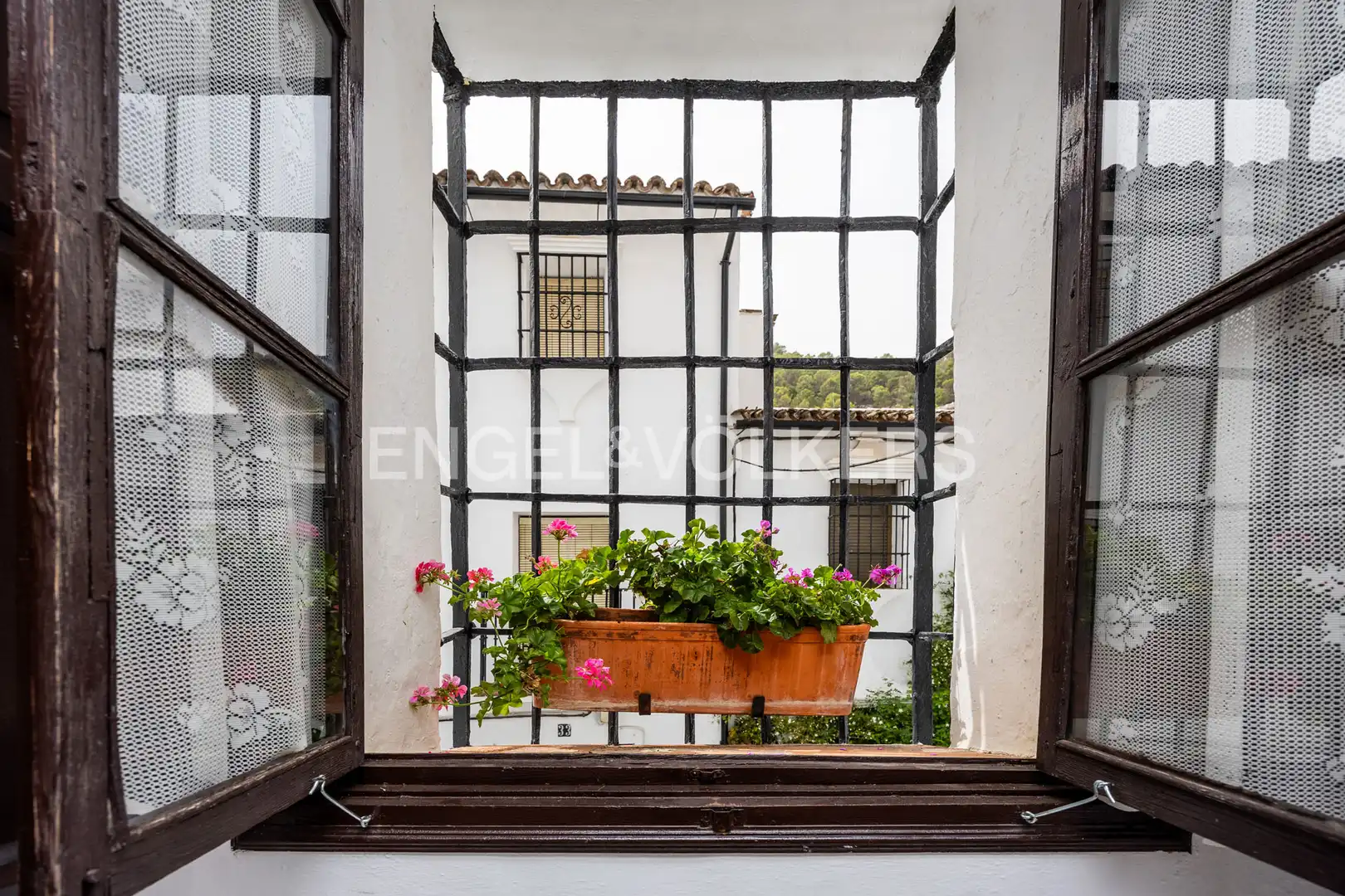 Vista exterior de Casa o chalet en venta en Grazalema con Calefacción y Balcón
