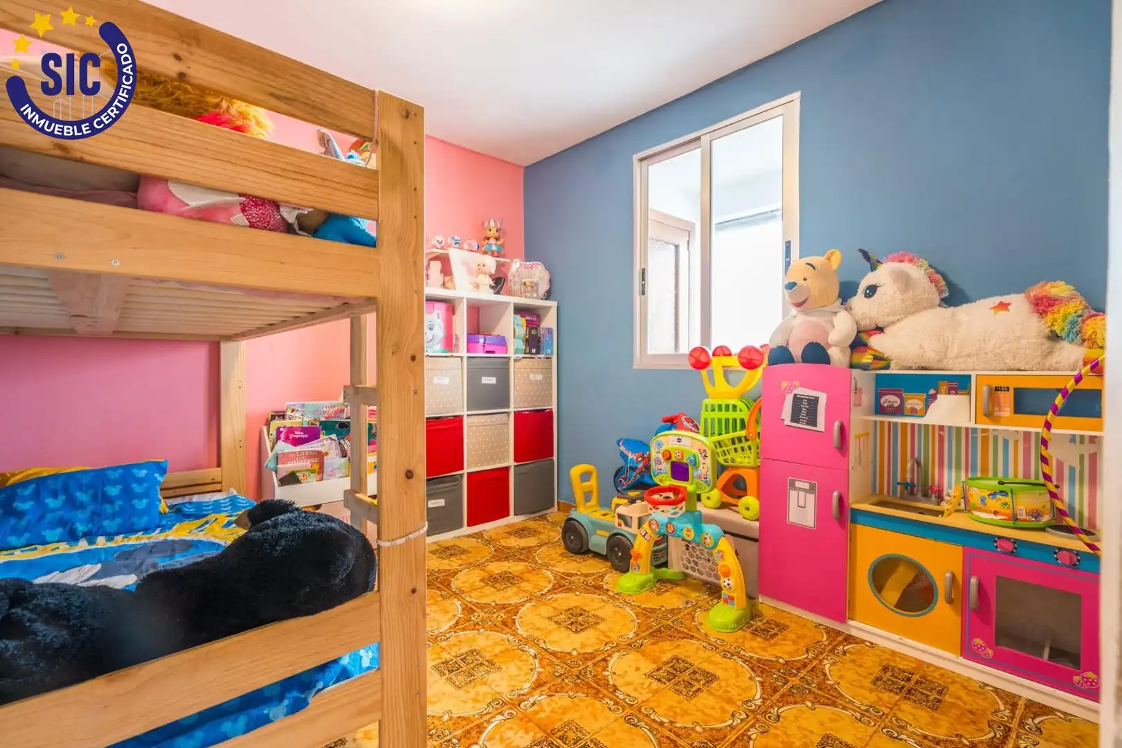 Habitación de Piso en venta en Valencia con Aire acondicionado y Calefacción