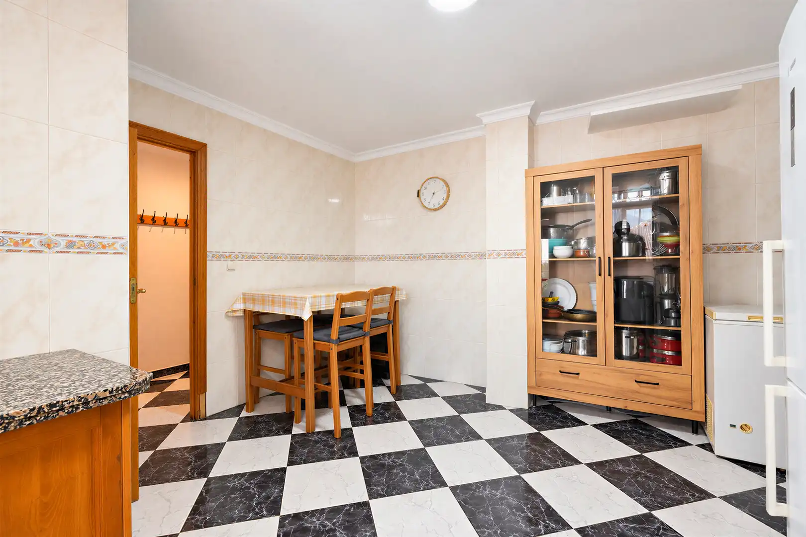 Flat with terrace for sale in Plaza General Anaya 2, imagen 9
