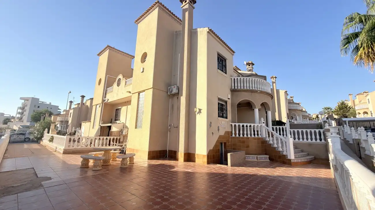 Casa en venta en Orihuela Costa