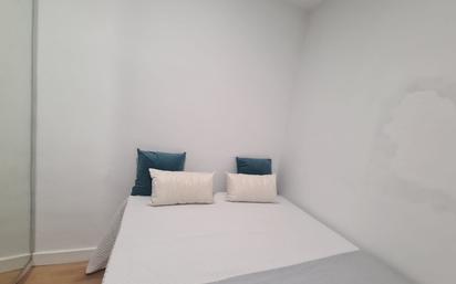 Bedroom of Apartment to rent in  Madrid Capital  with Air Conditioner, Heating and Terrace