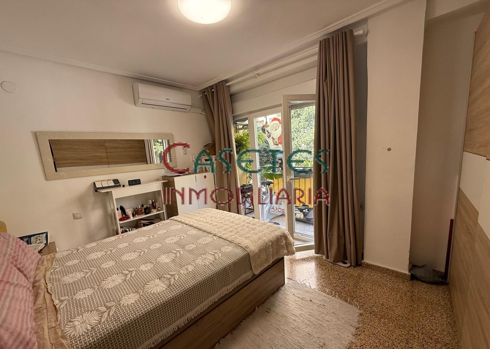 Bedroom of Flat for sale in  Valencia Capital  with Air Conditioner, Storage room and Balcony