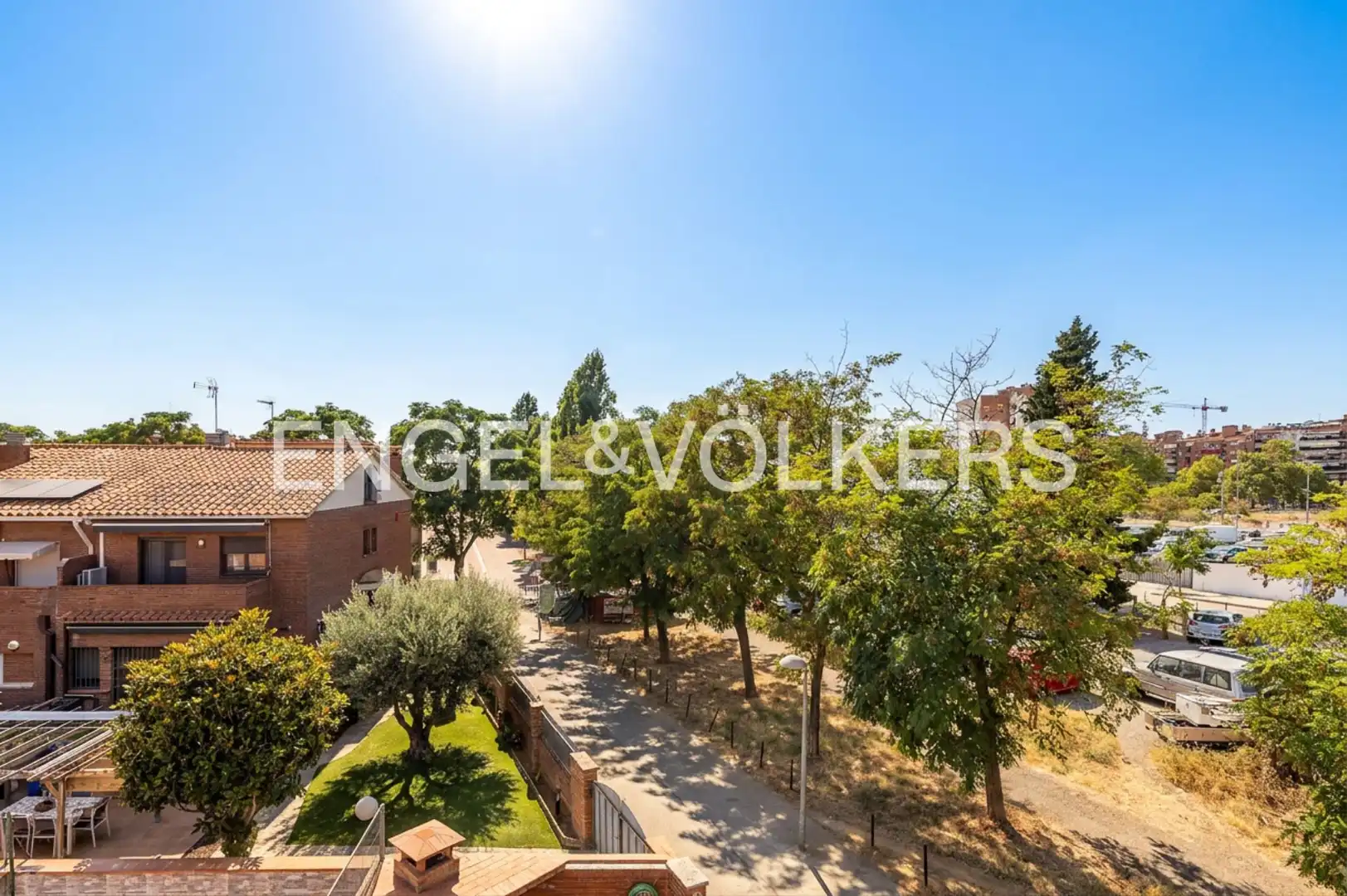 Exterior view of Detached homes for rent in Barberà del Vallès  with Air Conditioner, Heating and Private garden