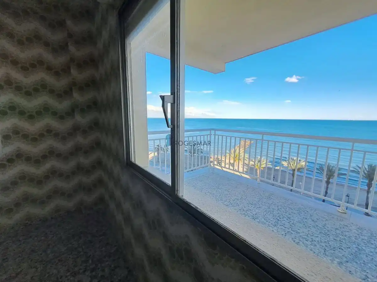 Terrassa de Apartament en venda en Benicasim / Benicàssim amb Piscina comunitària