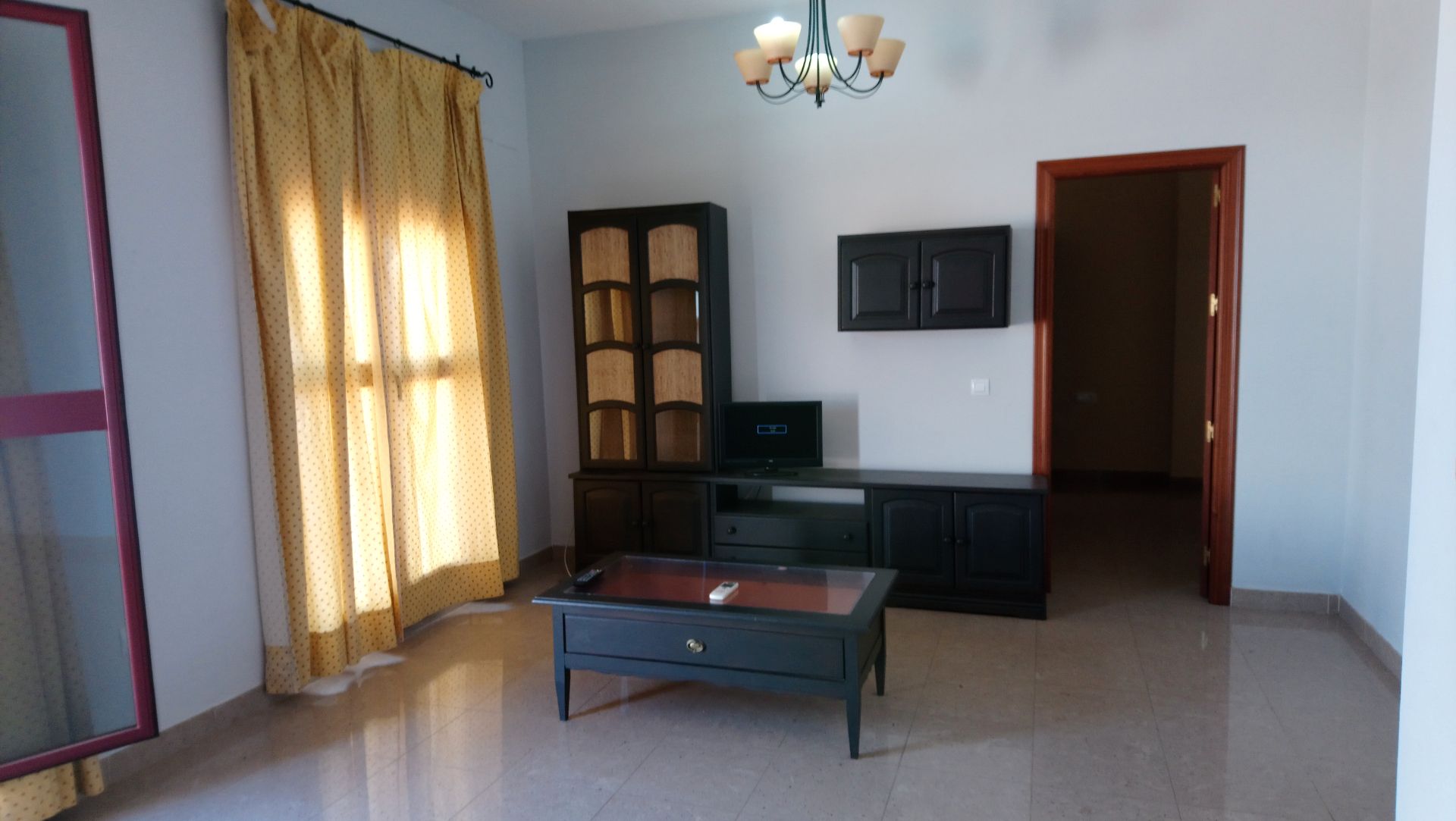 Living room of Apartment to rent in Mairena del Alcor  with Air Conditioner, Terrace and Furnished