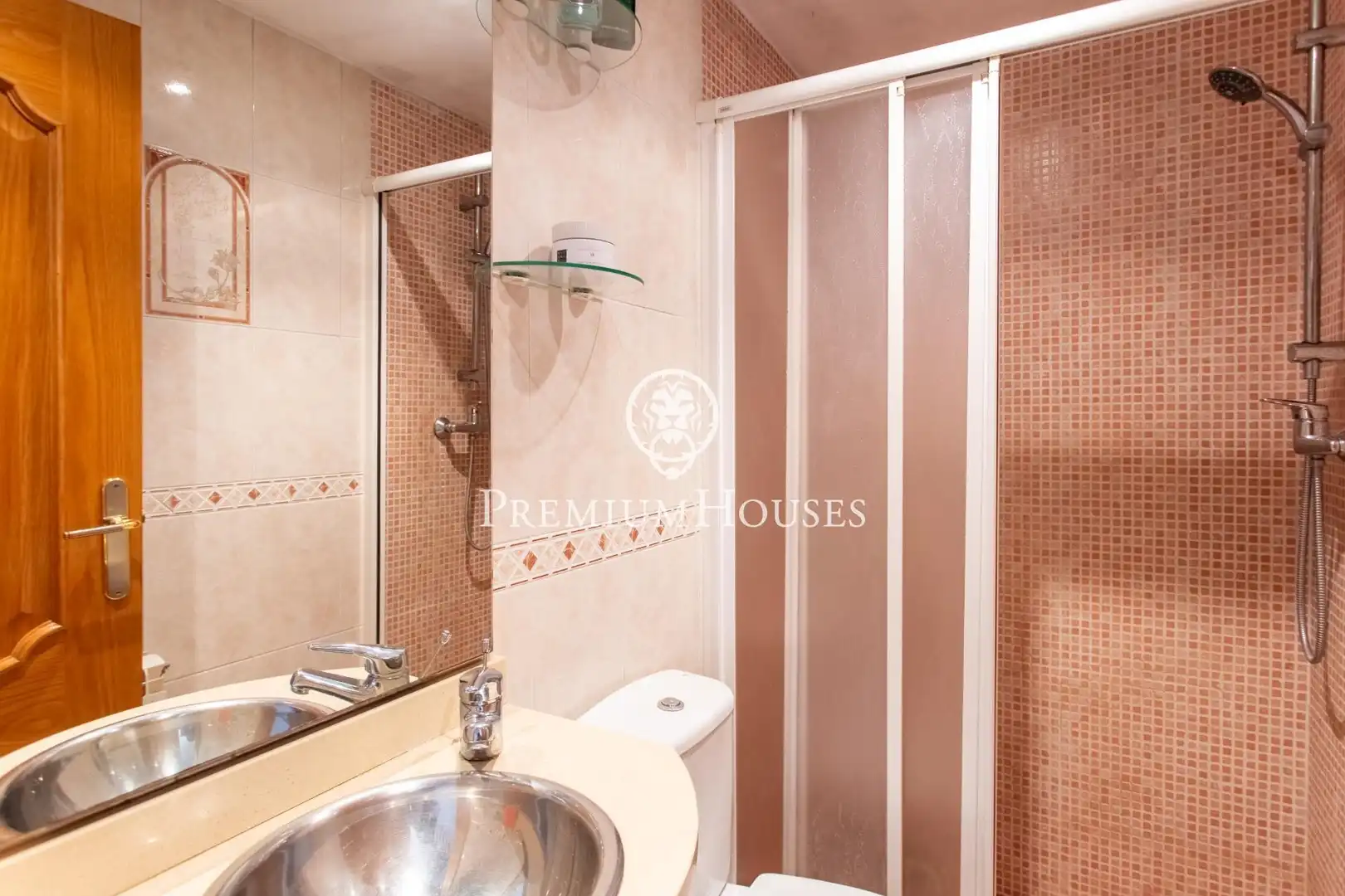 Baño de Casa o chalet en venta en Mataró con Aire acondicionado, Calefacción y Jardín privado