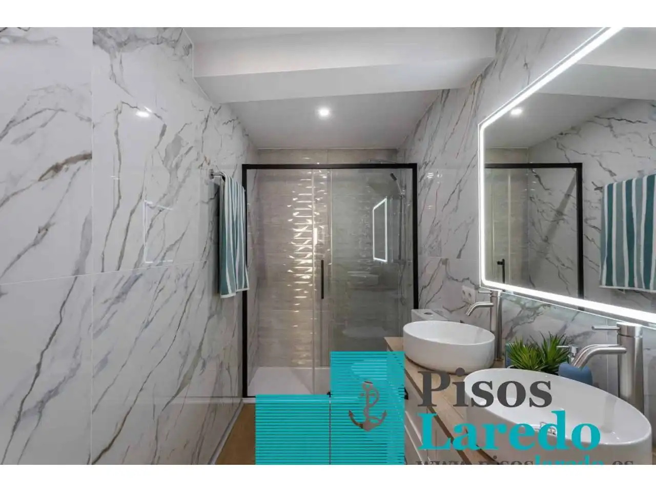 Piso en venta en Calle Santa María, 18, Centro