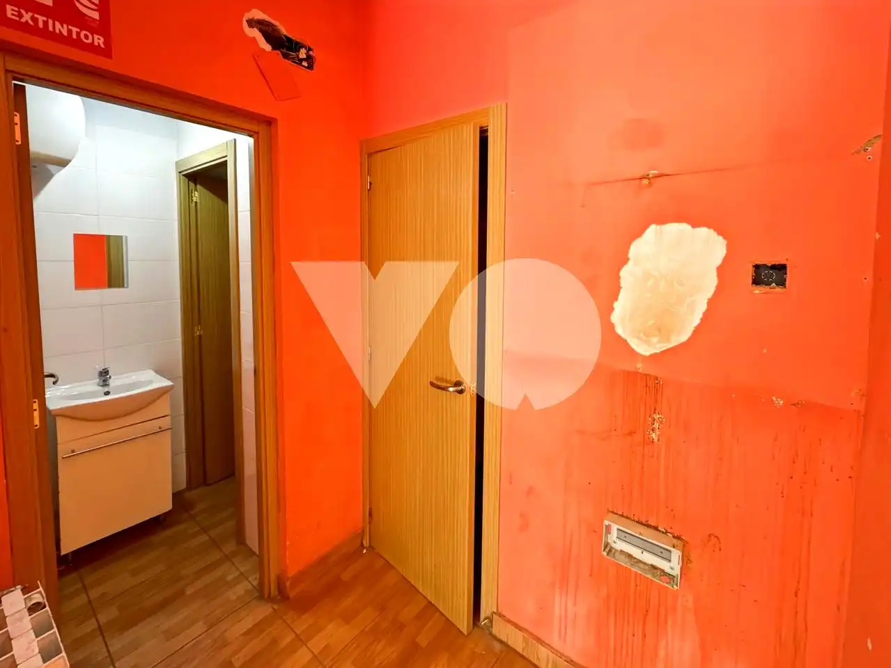 Habitación de Local en venta en Madrid con Aire acondicionado