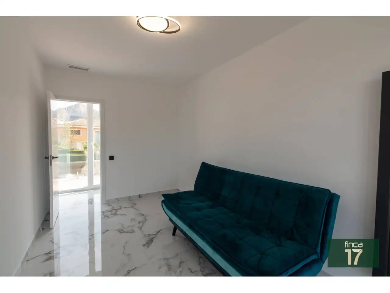 Sala de estar de Casa o chalet en venta en Petrer con Aire acondicionado, Jardín privado y Terraza