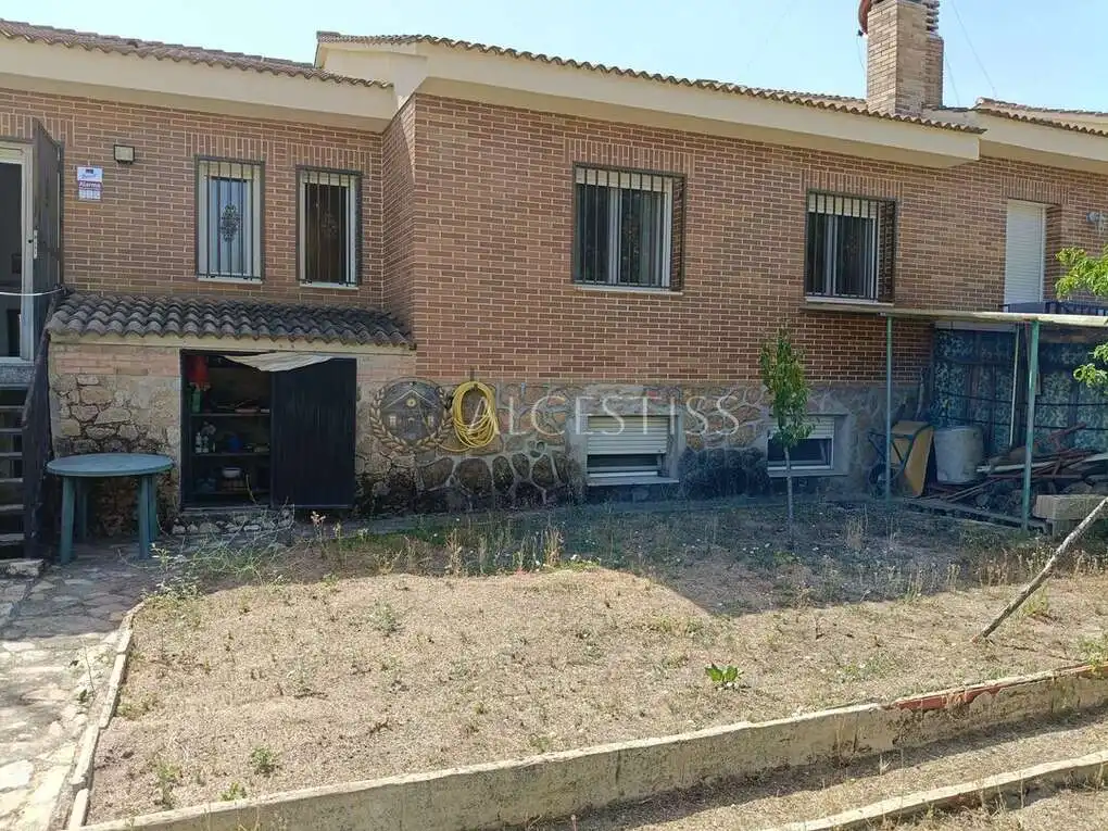 Adossat amb jardí en venda a Méntrida, imagen 62