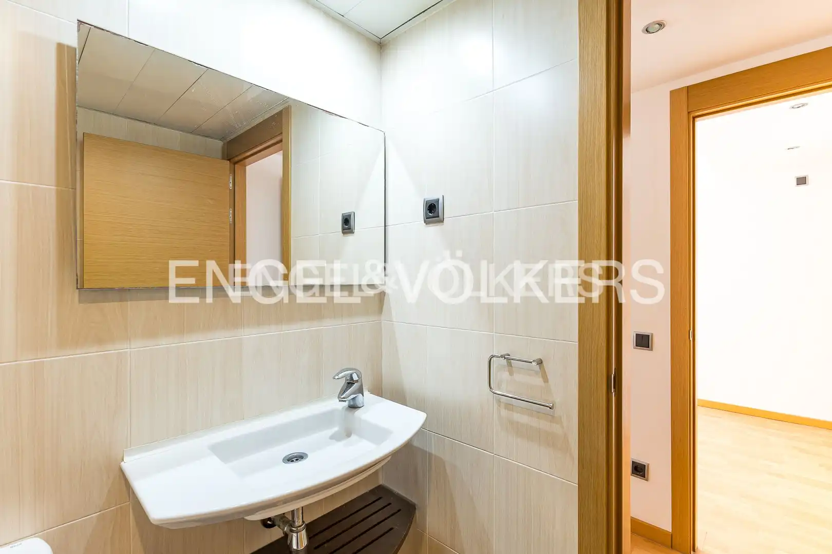 Piso en venta en Barcelona con Aire acondicionado, Calefacción y Parquet