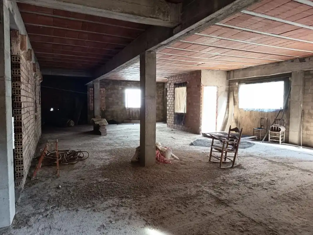 Casa aparellada amb terrassa en venda a C. Azorín, imagen 38