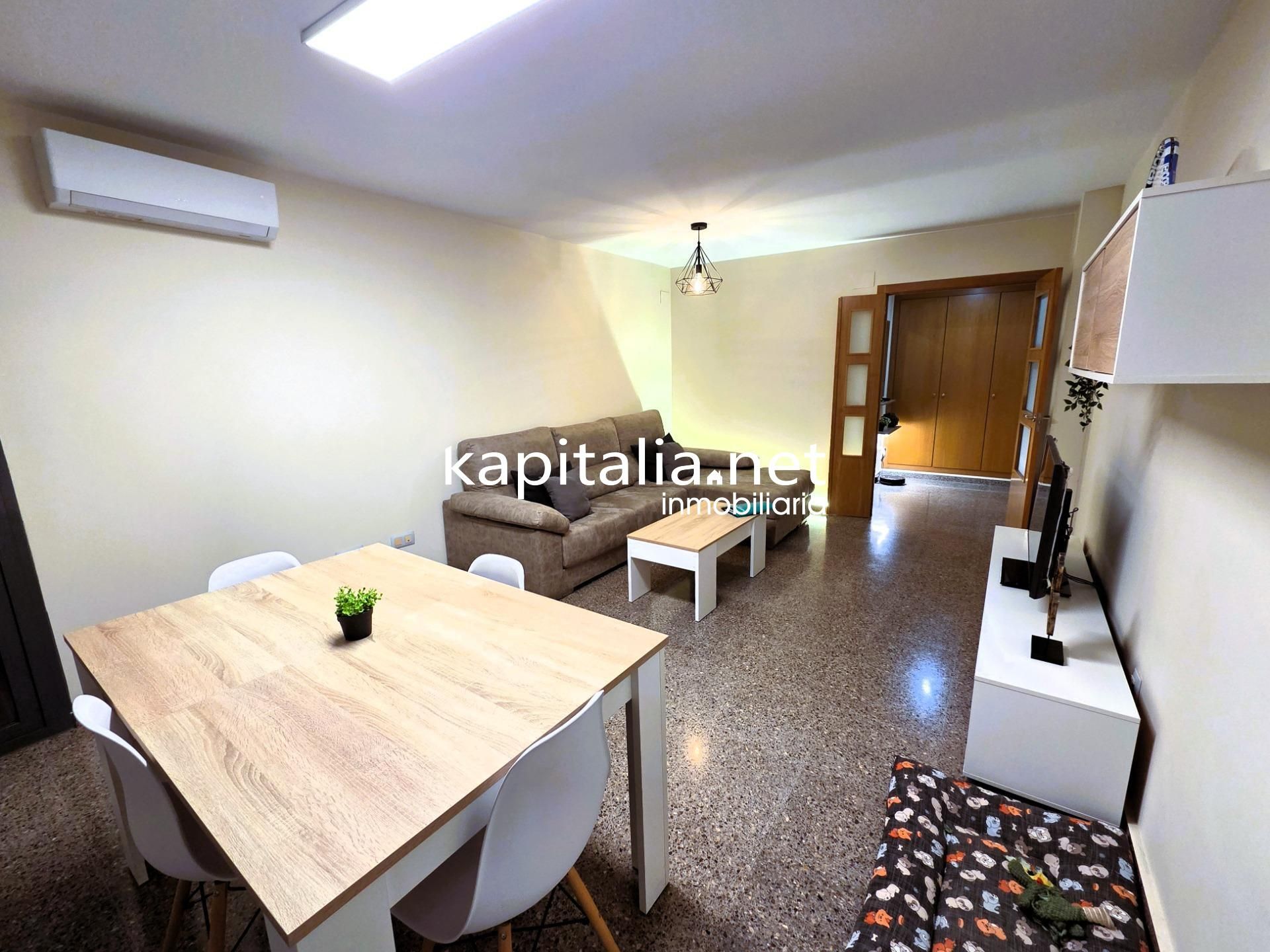 Living room of Flat for sale in L'Olleria  with Air Conditioner and Balcony
