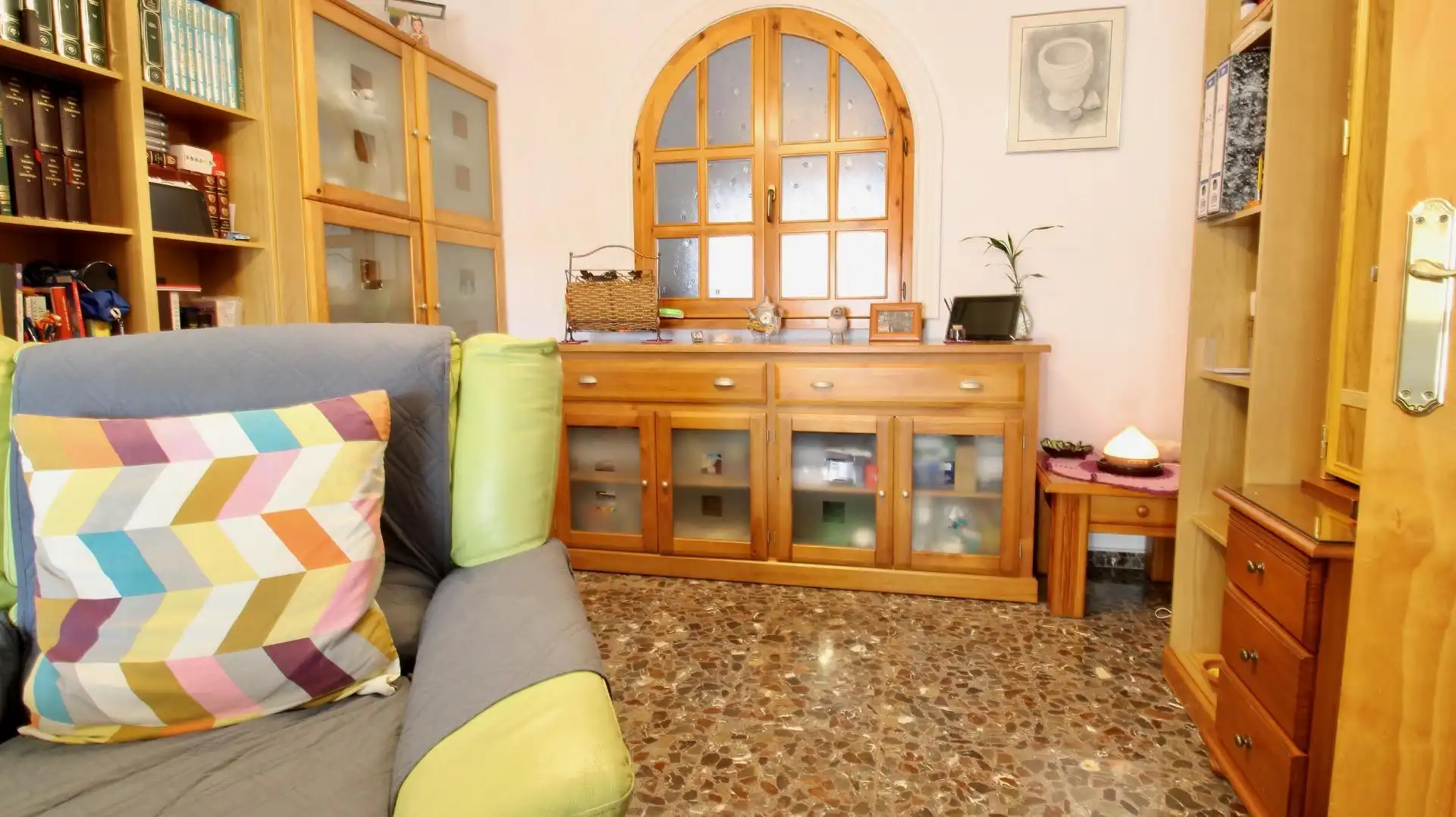 Sala de estar de Casa adosada en venta en Vegas del Genil con Aire acondicionado, Calefacción y Terraza
