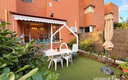 Garden of Single-family semi-detached for sale in Viladecans  with Air Conditioner, Heating and Private garden