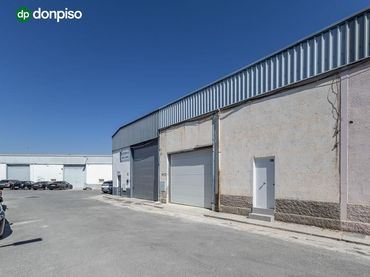 Nave industrielle à vendre à Calle Sierra de Alfaguara