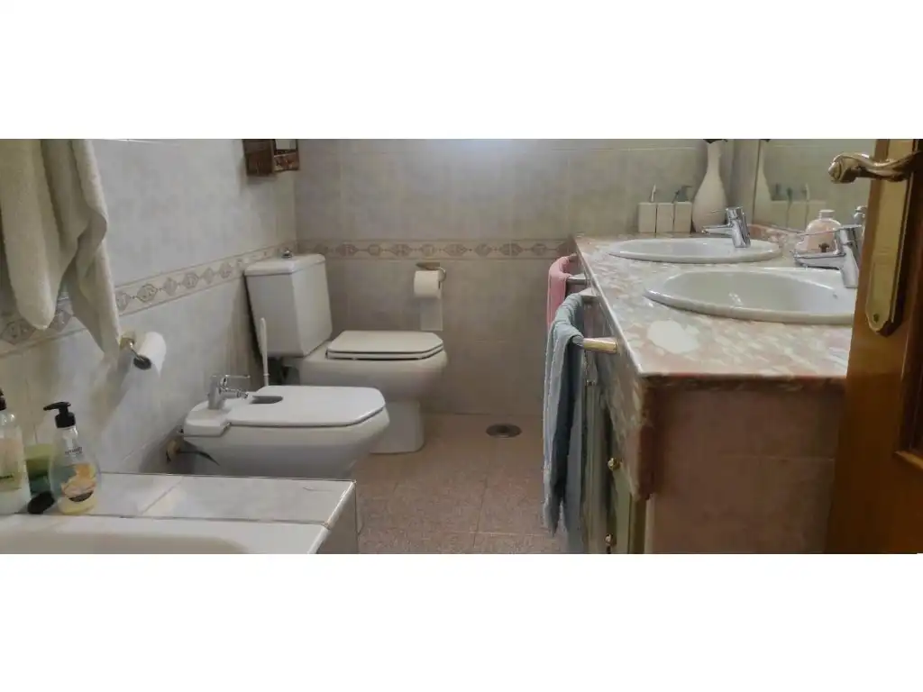 Bany de Casa o xalet en venda en Las Gabias