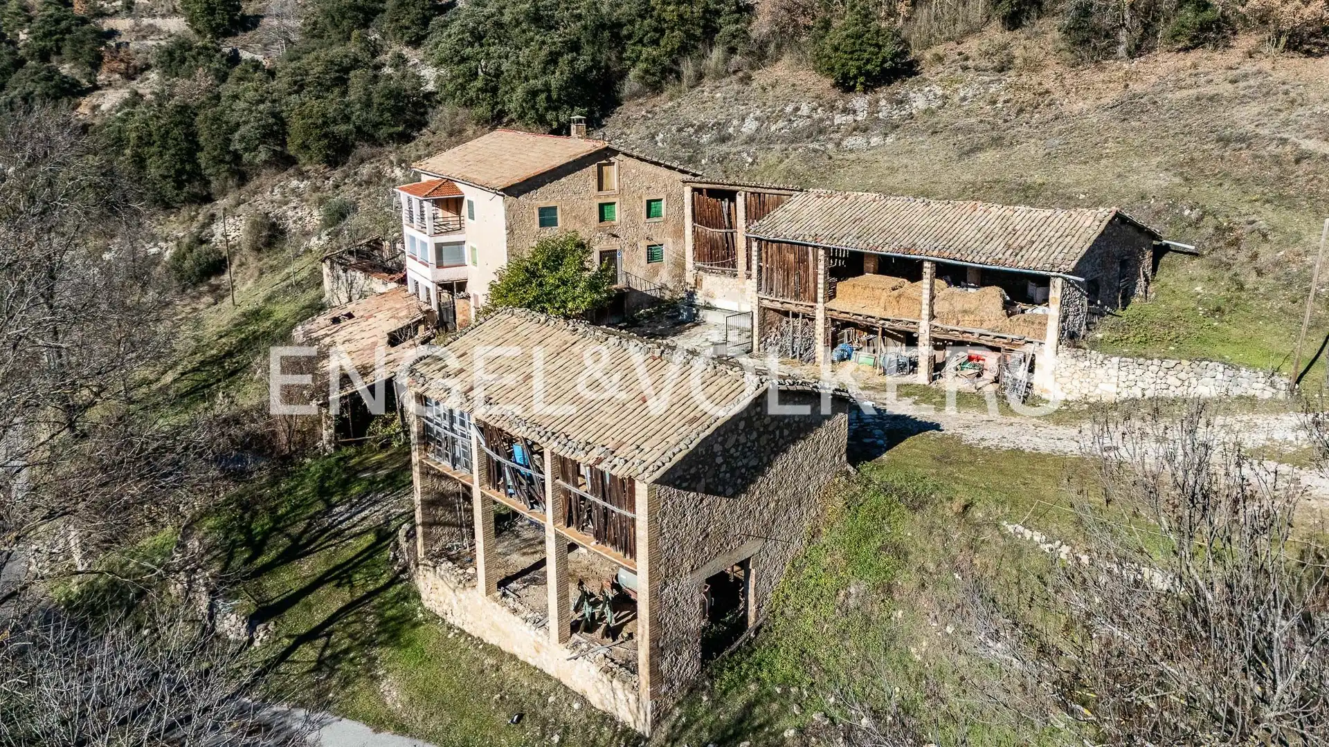 Vista exterior de Finca rústica en venta en Sant Julià de Cerdanyola con Calefacción, Jardín privado y Balcón