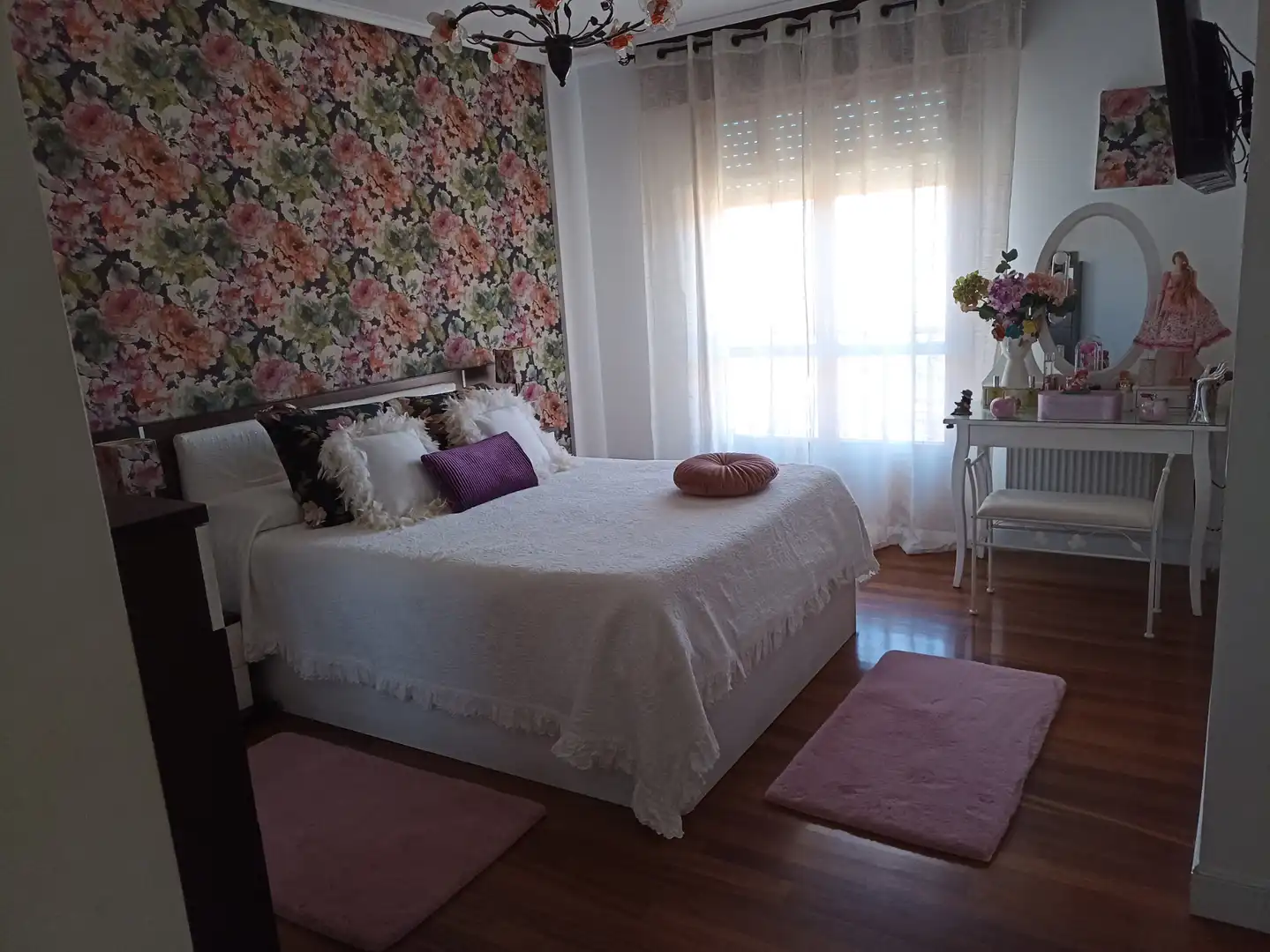 Habitación de Casa o chalet en venta en Castro-Urdiales con Calefacción, Jardín privado y Parquet