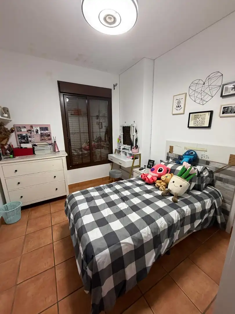 Bedroom of Houses for sale in Utrera