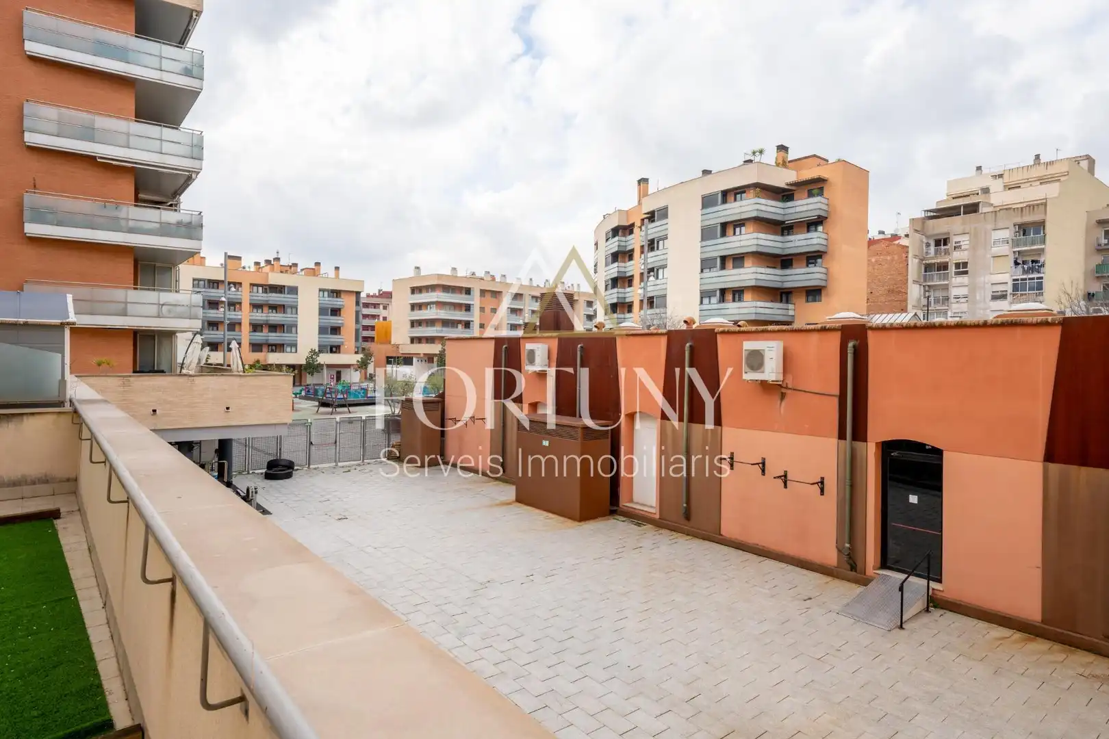 Terrassa de Pis en venda en Reus amb Aire condicionat, Calefacció i Traster