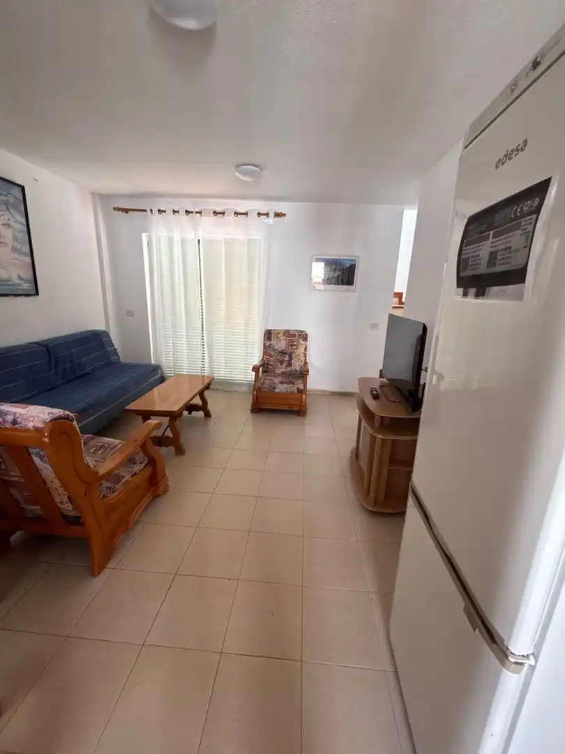 Sala de estar de Piso de alquiler en Arona con Piscina comunitaria