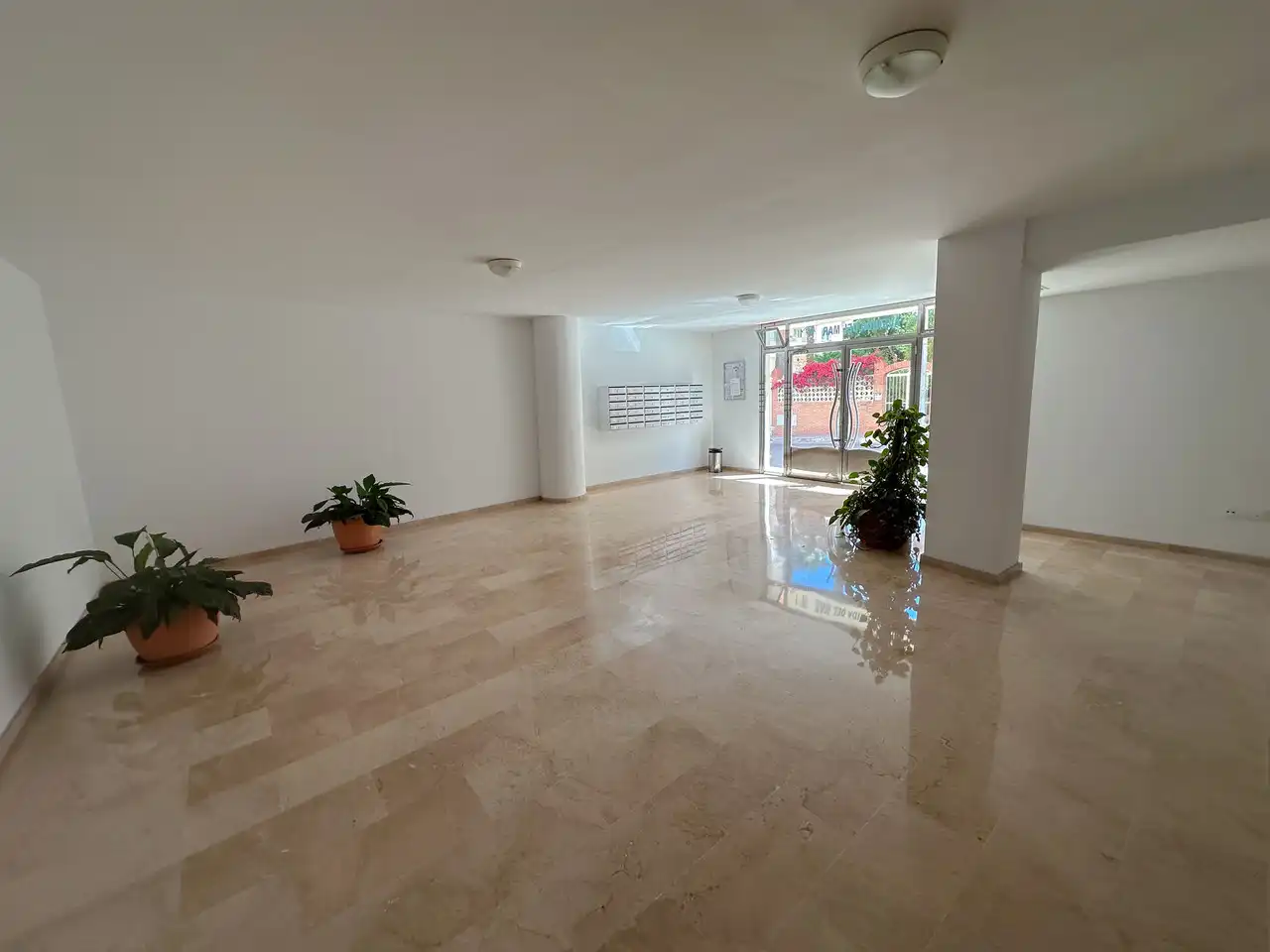 Apartament amb piscina en venda a Puerto Marina, imagen 27