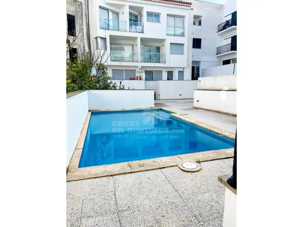 Piscina de Piso en venta en Es Mercadal con Aire acondicionado, Terraza y Piscina