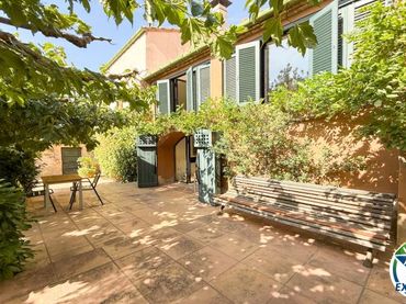 Casa rustica in vendita a Plaça del Carme