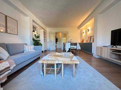 Living room of Flat for sale in Jaca  with Heating, Parquet flooring and Terrace