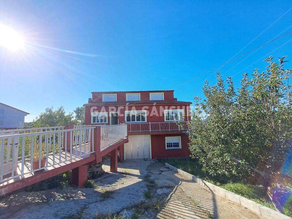 Exterior view of House or chalet for sale in Boiro  with Heating, Private garden and Terrace