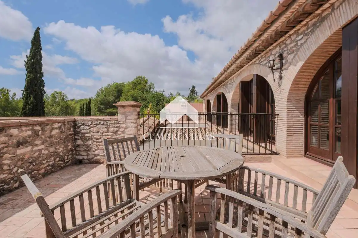 Terrassa de Casa o xalet en venda en Sant Pere de Ribes amb Calefacció, Terrassa i Traster