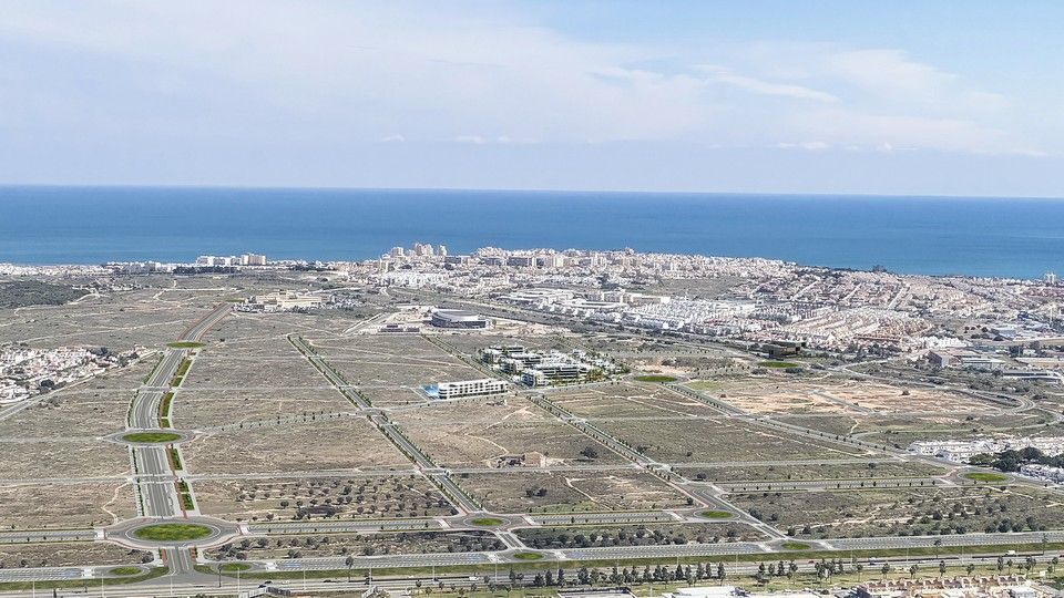 Apartment for sale in Torrevieja  with Air Conditioner, Heating and Private garden