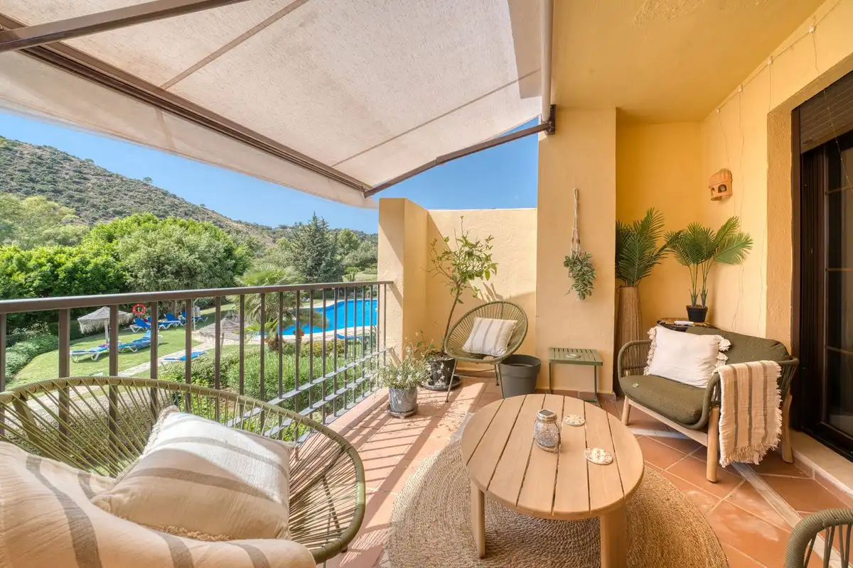 Terrace of Apartments for rent in Benahavís  with Air Conditioner, Terrace and Community pool