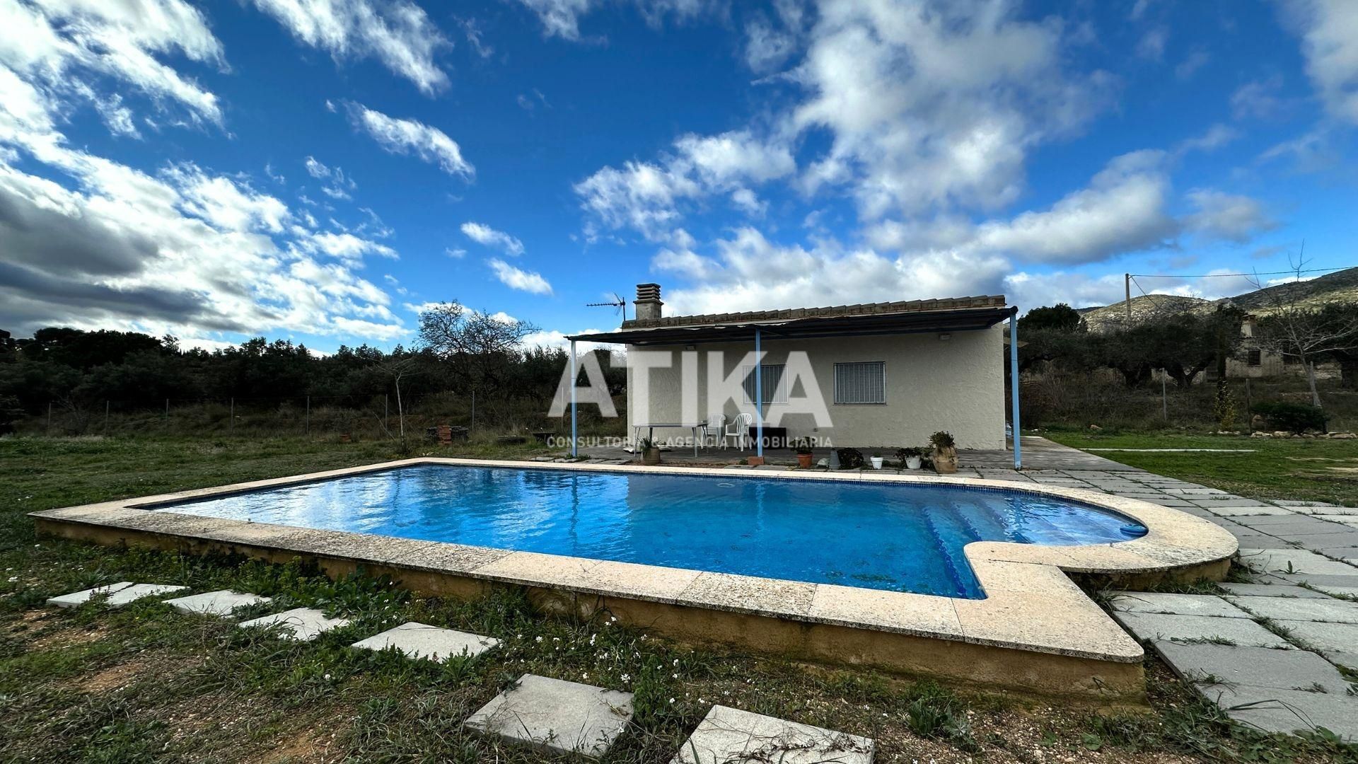 Casa o xalet de lloguer en Ontinyent amb Aire condicionat, Jardí privat i Piscina