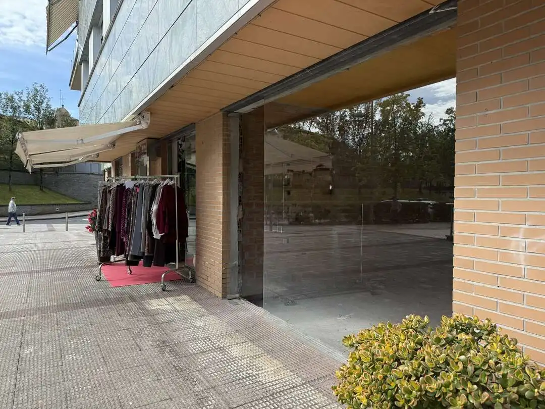 Local comercial en venda a Antziola Auzoa 2