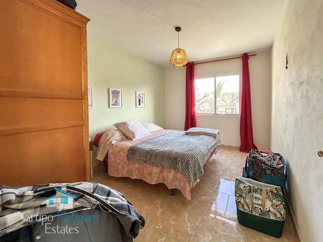 Bedroom of Houses for sale in Taberno