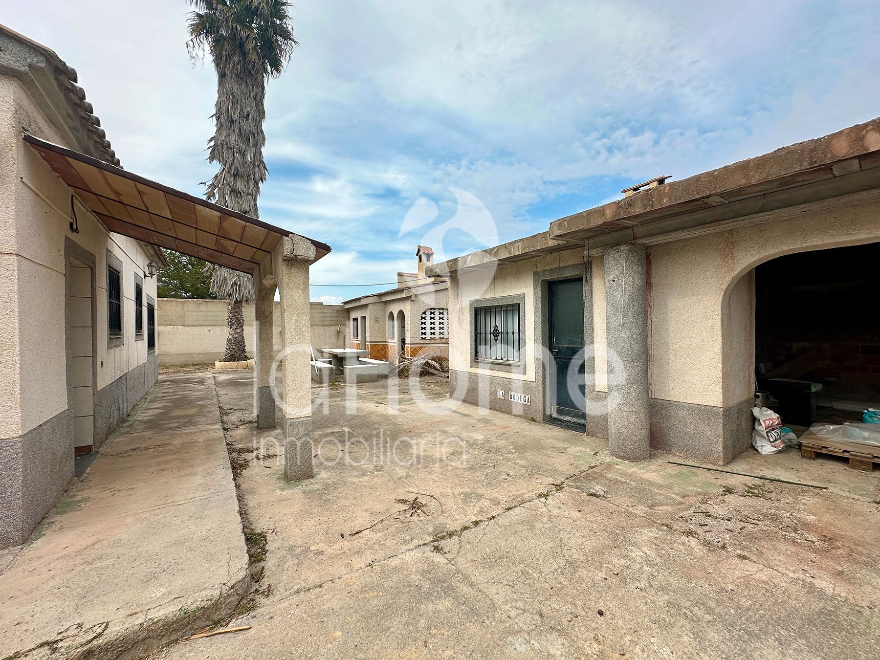 Exterior view of House or chalet for sale in Vilamarxant  with Private garden, Terrace and Alarm