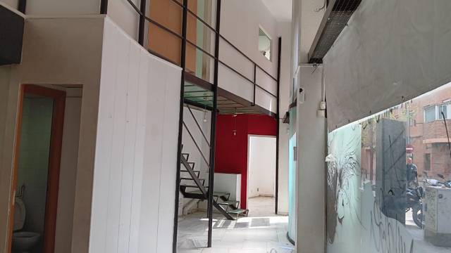 Local comercial en Venta en REGENTE MENDIETA en La Maternitat i Sant Ramon