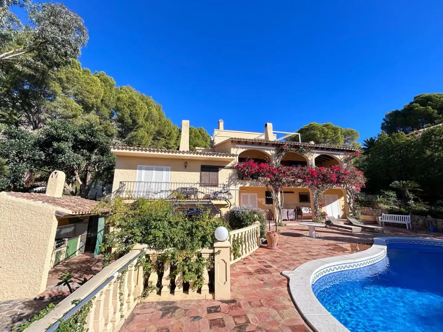 Vista exterior de Casa o chalet en venta en Altea con Aire acondicionado, Terraza y Trastero